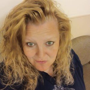 Meet your Posher, Alicia